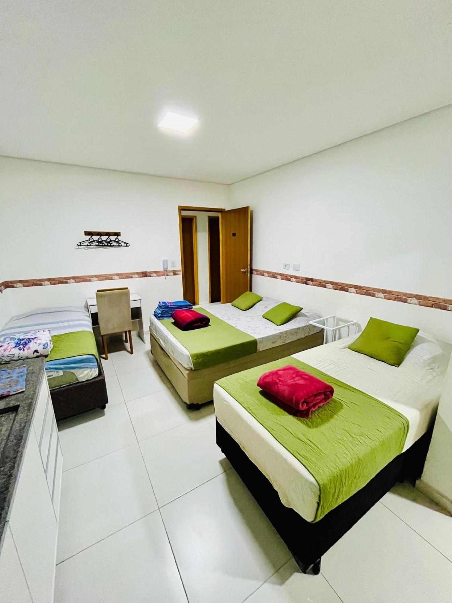H34 Hotel กัวรูยุส ภายนอก รูปภาพ